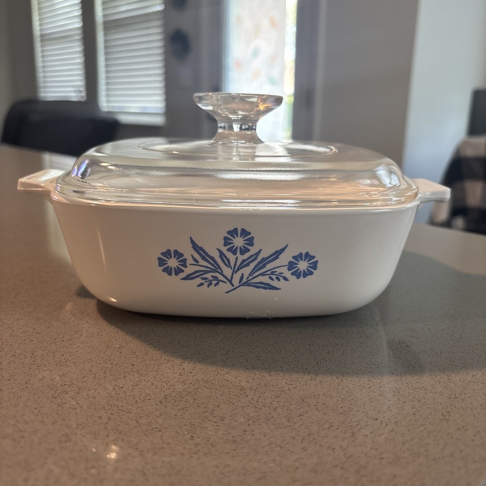 Vintage Corning Ware Blue Cornflower P-1-B  1 qt with‎ Glass Pyrex Lid